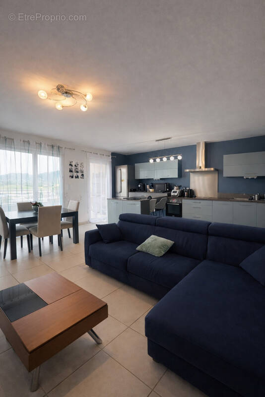 Appartement à SARROLA-CARCOPINO