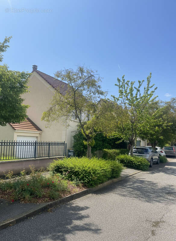 Maison à TRAPPES