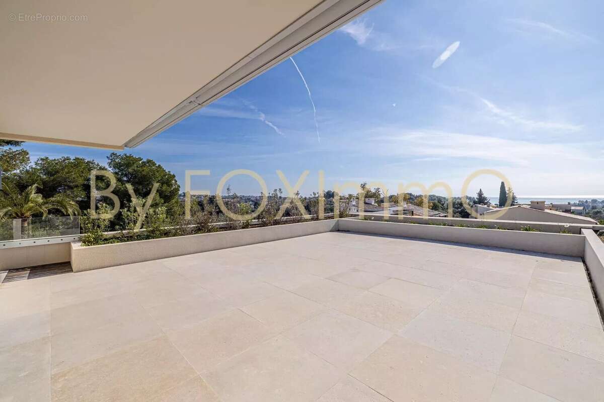 Appartement à CAGNES-SUR-MER