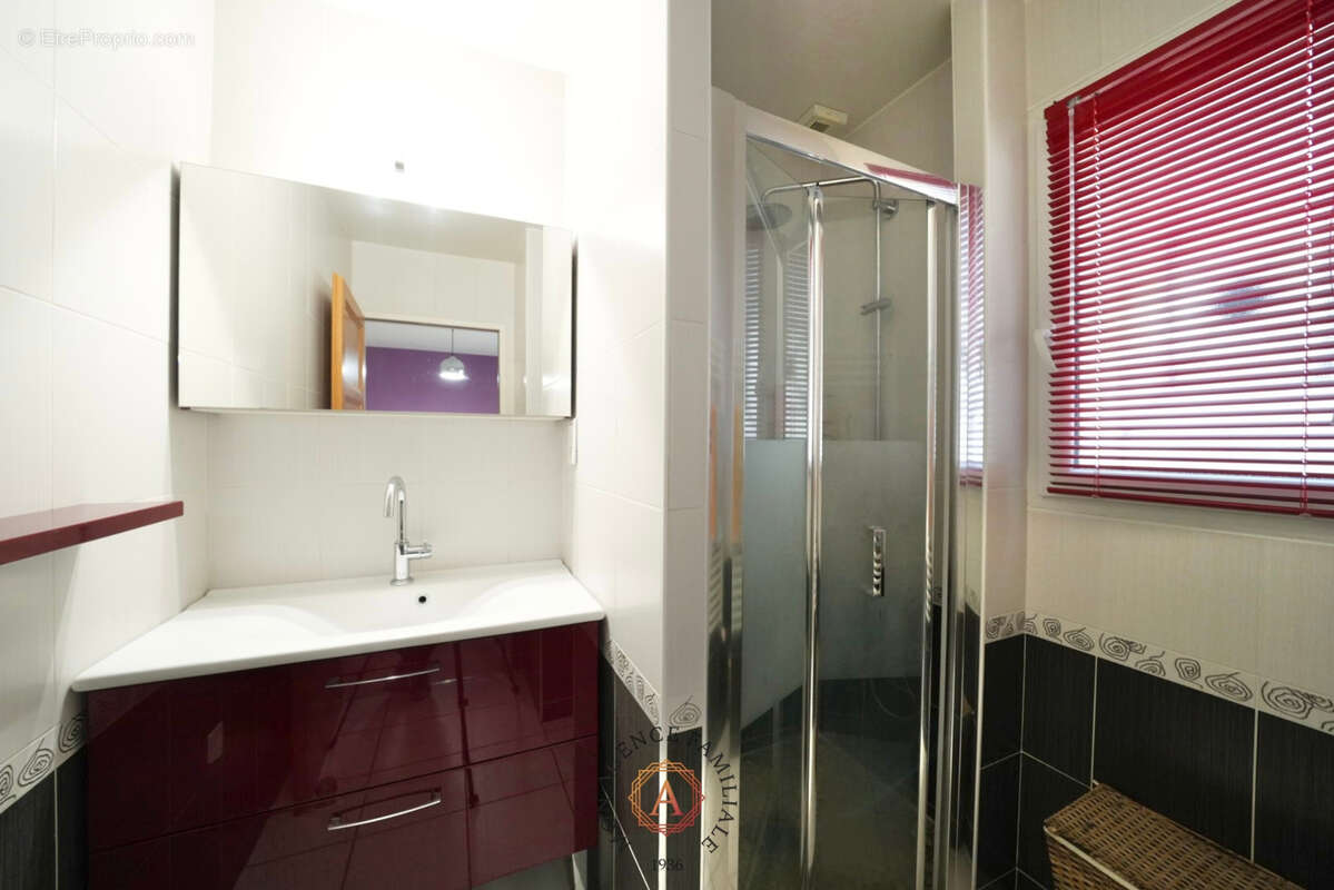 Maison 4 pièces de 130 m2 - photo 13