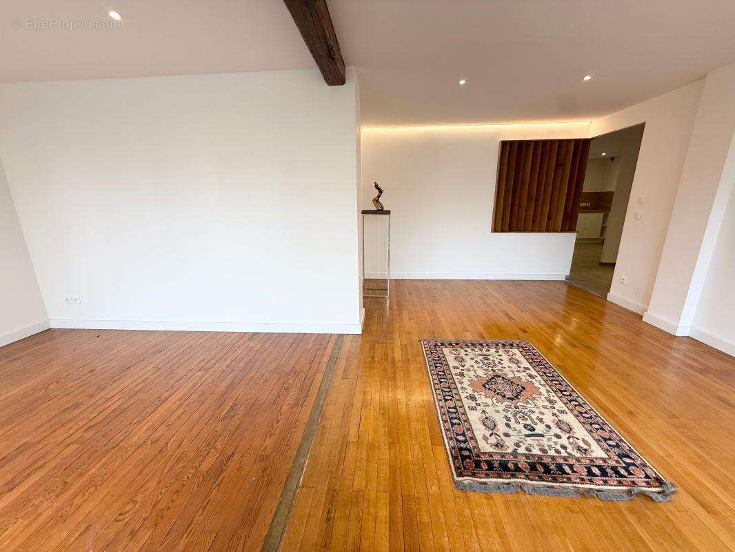 Appartement à AIX-LES-BAINS