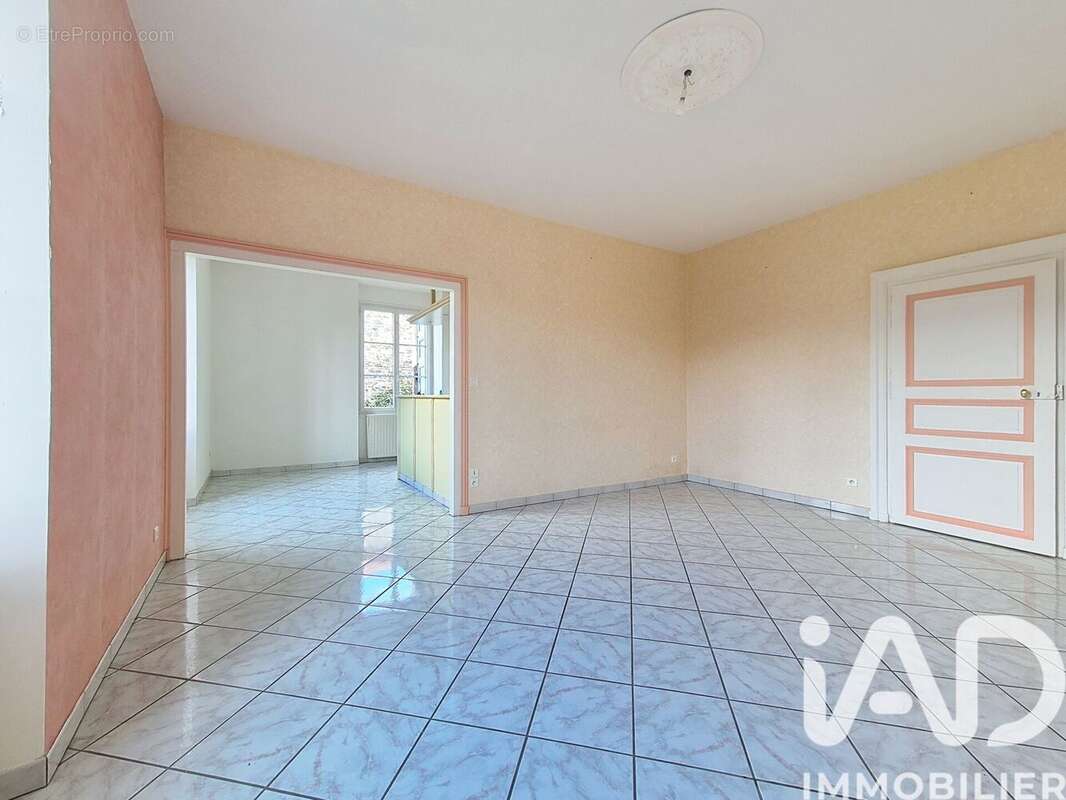 Photo 3 - Appartement à COUBON