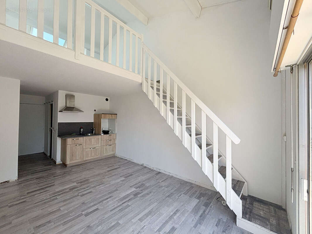 Appartement à HYERES