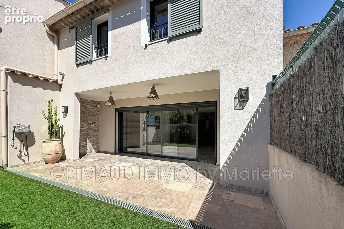 Maison 5 pièces 145 m² à vendre à Cogolin (83310) - photo 3