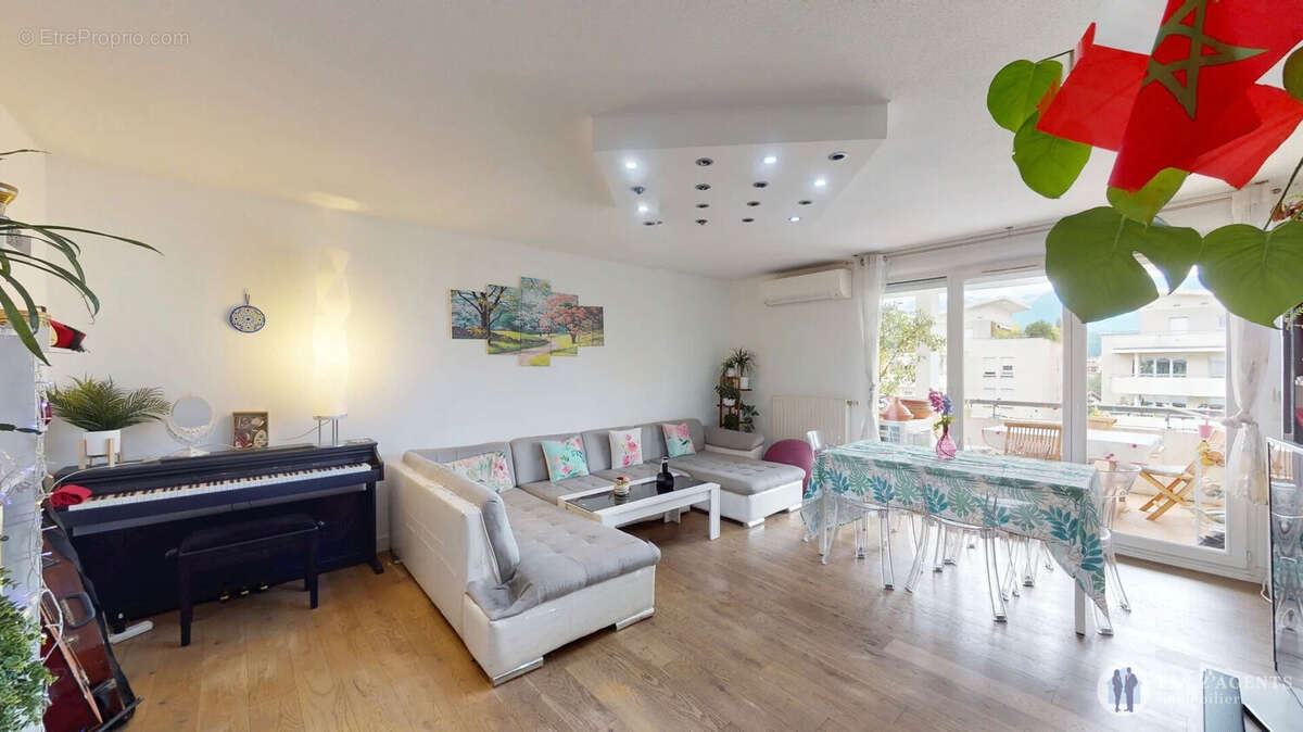 Appartement à ECHIROLLES