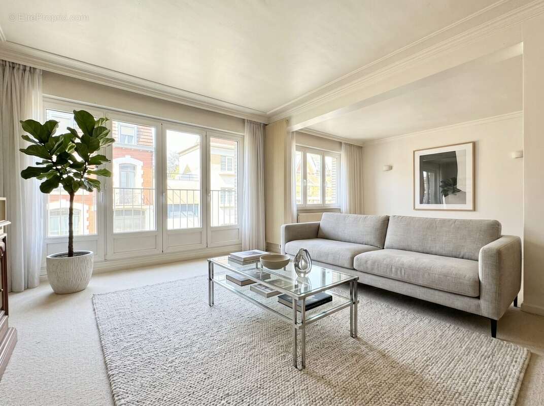 Appartement à LA MADELEINE