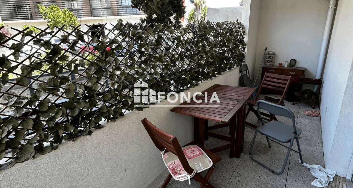 Appartement à MARSEILLE-5E