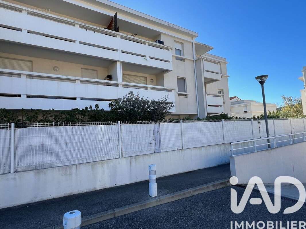 Photo 3 - Parking à LA CIOTAT