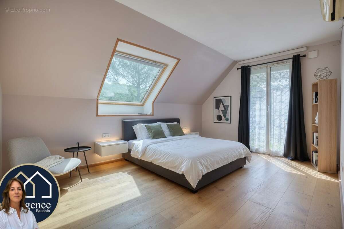 Maison à PLAISIR