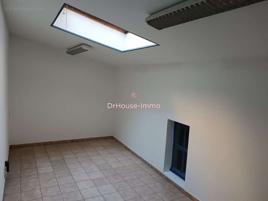 Commerce à VILLENEUVE-SUR-LOT