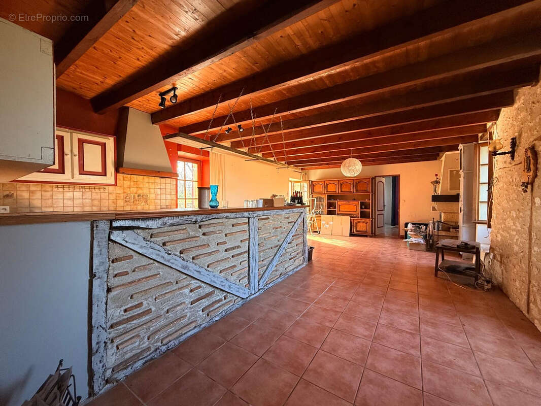 Maison à MONFLANQUIN