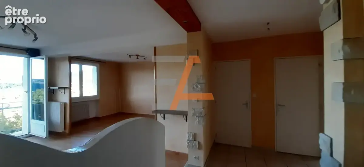 Firminy   les quatre vents   t3 rénové avec garage et vue imprenable - photo 3