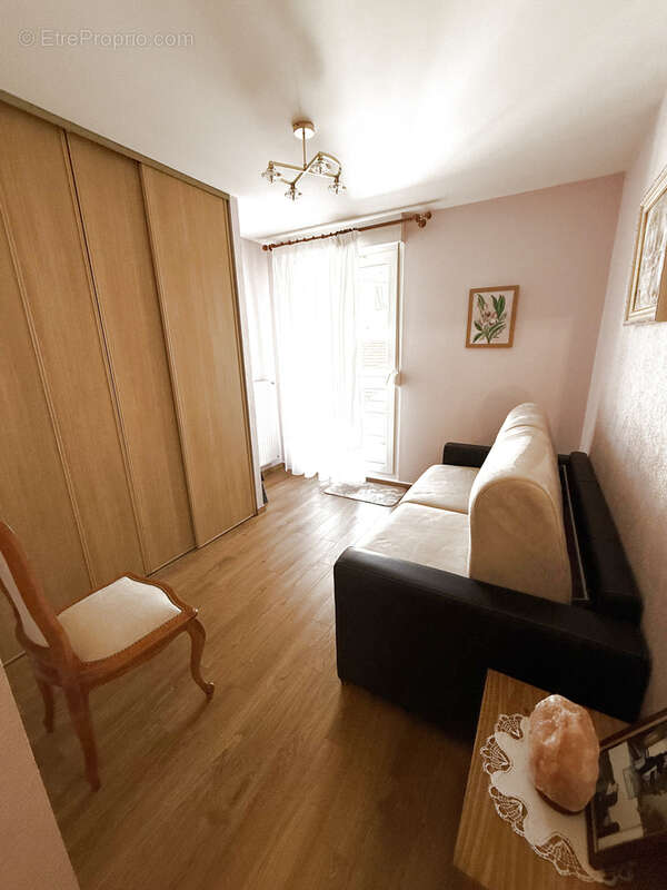 Appartement à ARS-SUR-MOSELLE