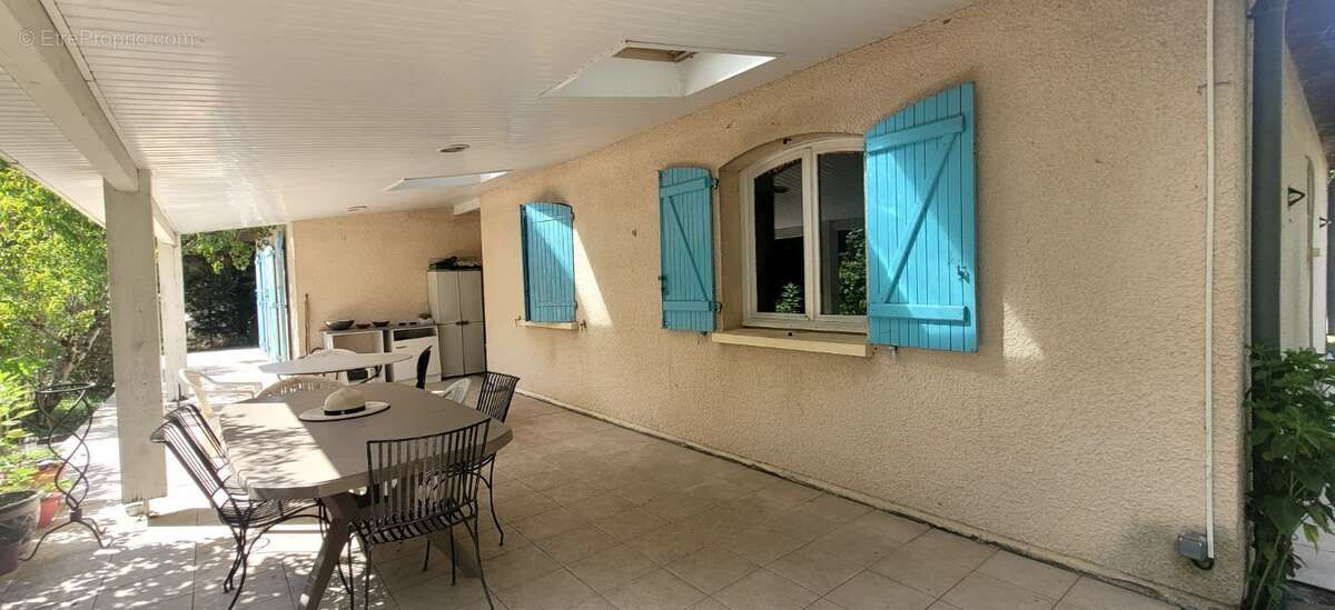 Maison 119 m² à Saint-Ciers-D'abzac  - photo 8