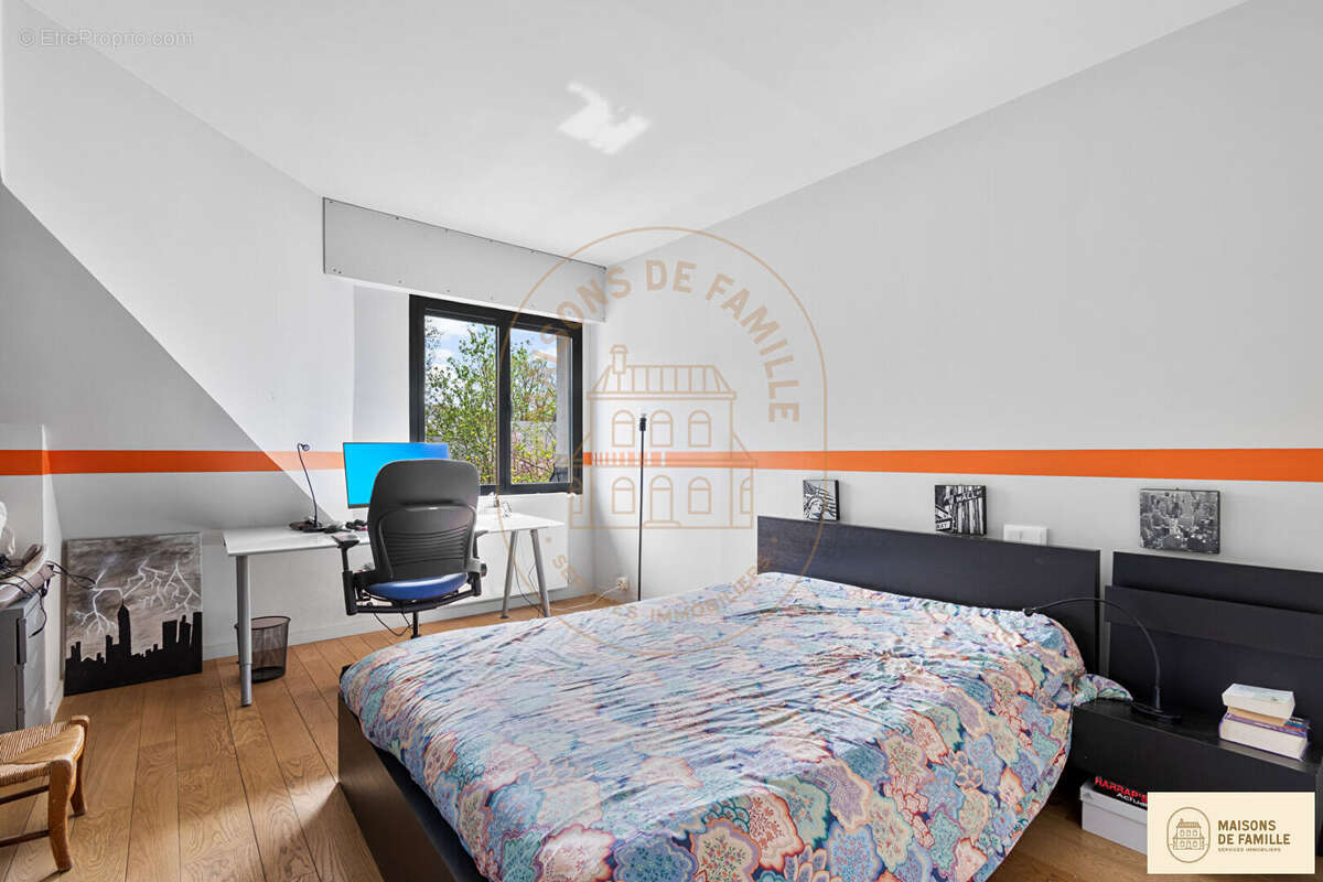 Maison à LA CELLE-SAINT-CLOUD