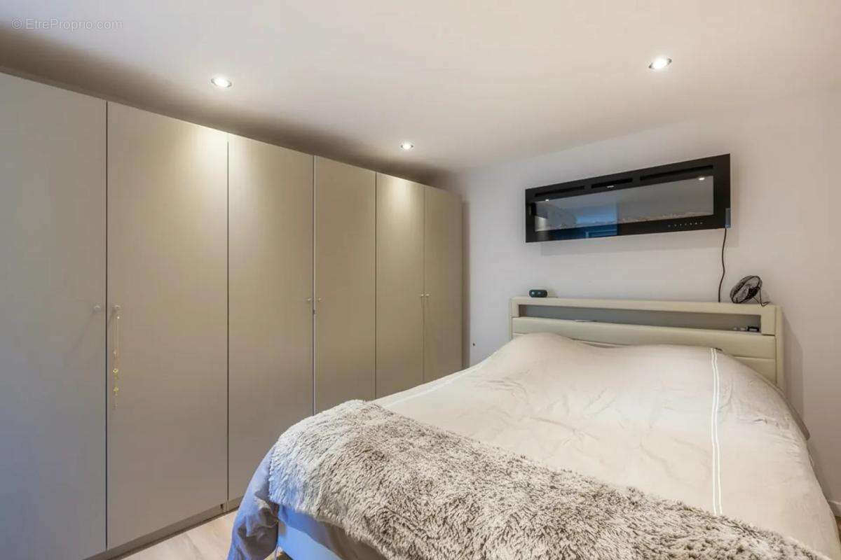 Maison à LYON-8E