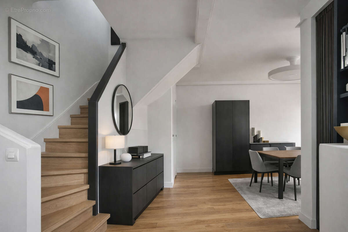Appartement à PARIS-14E
