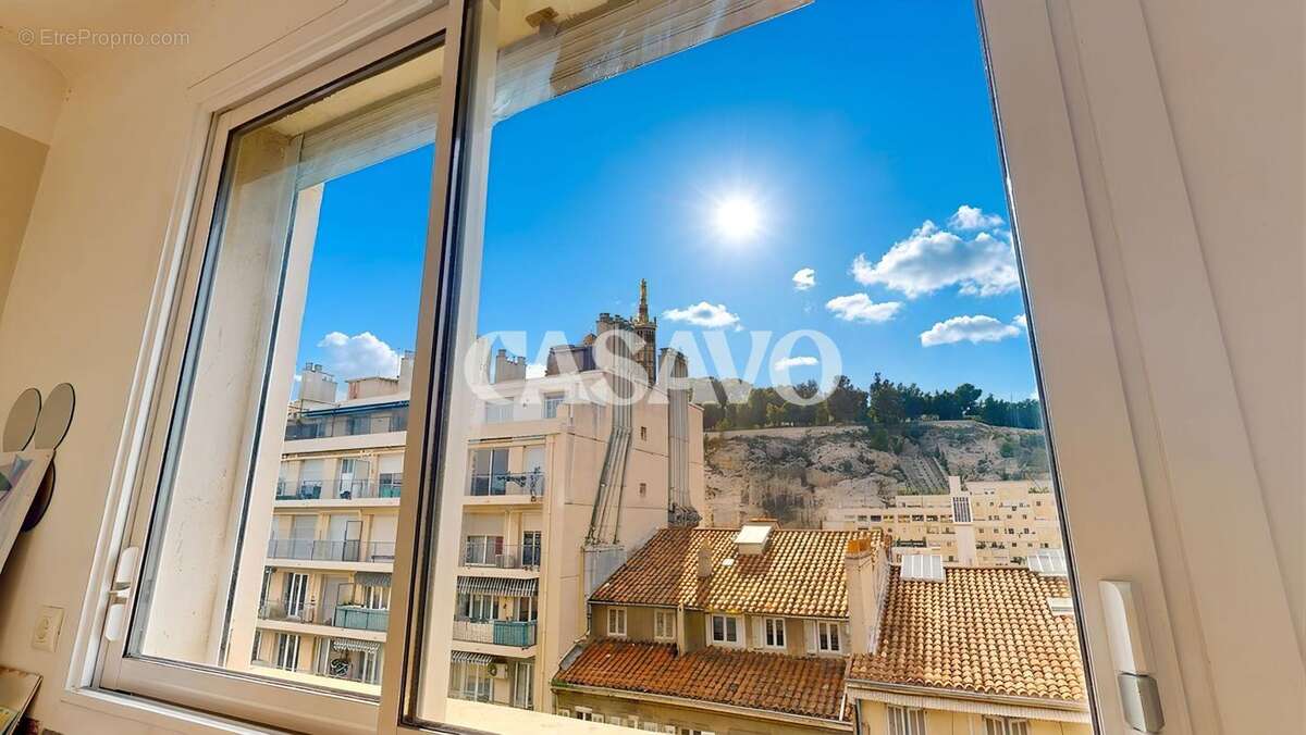 Appartement à MARSEILLE-6E