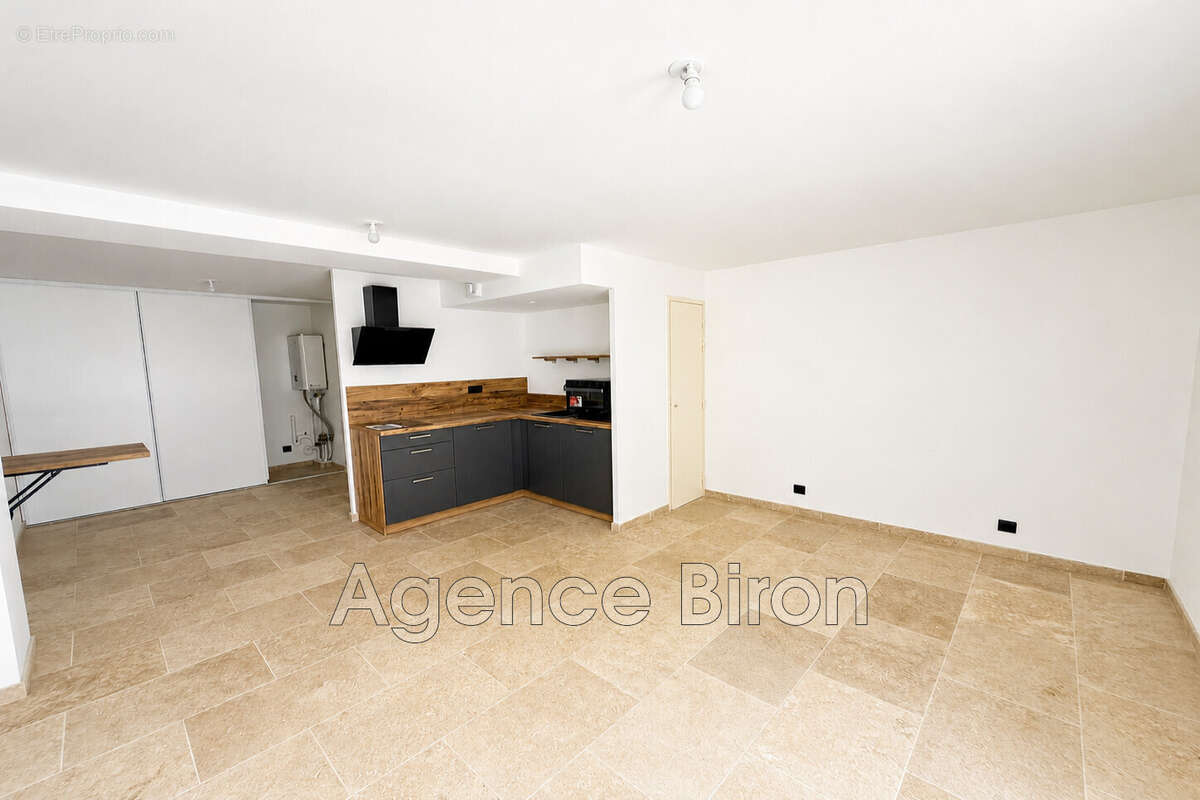 Appartement 3 m² à Aix-En-Provence  - photo 3