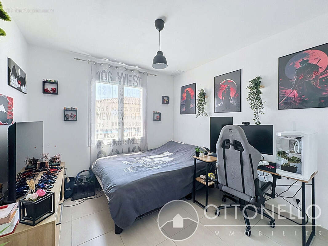 Maison Roquebrune Sur Argens 4 pièces 81,73 m2 sur 547 m2 de terrain avec garage - photo 11