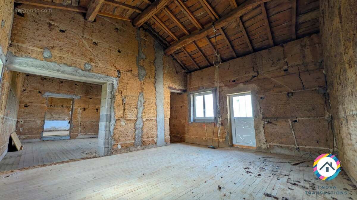Maison à MISERIEUX