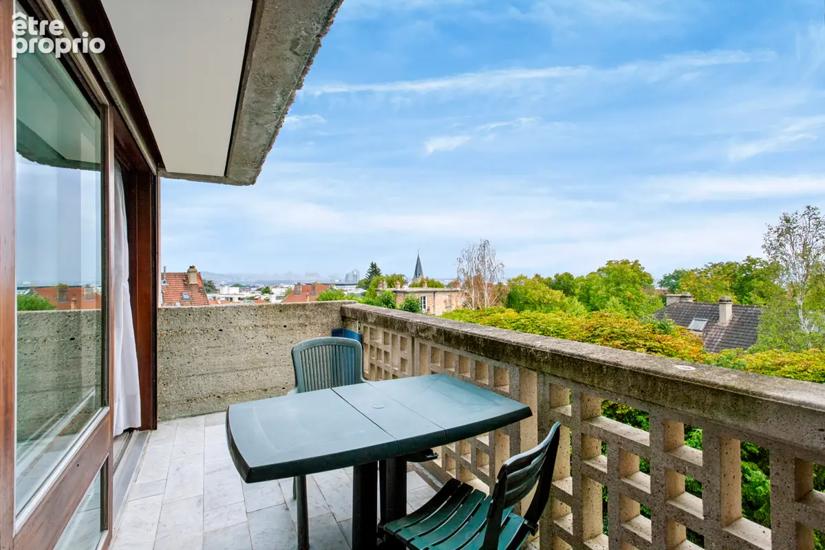 Appartement 3 pièces en dernier étage avec terrasse et vue dégagée - photo 5