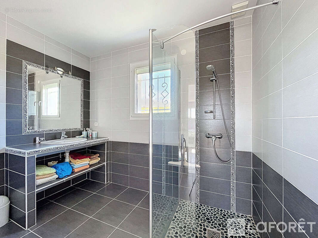 Maison à BOURGOIN-JALLIEU