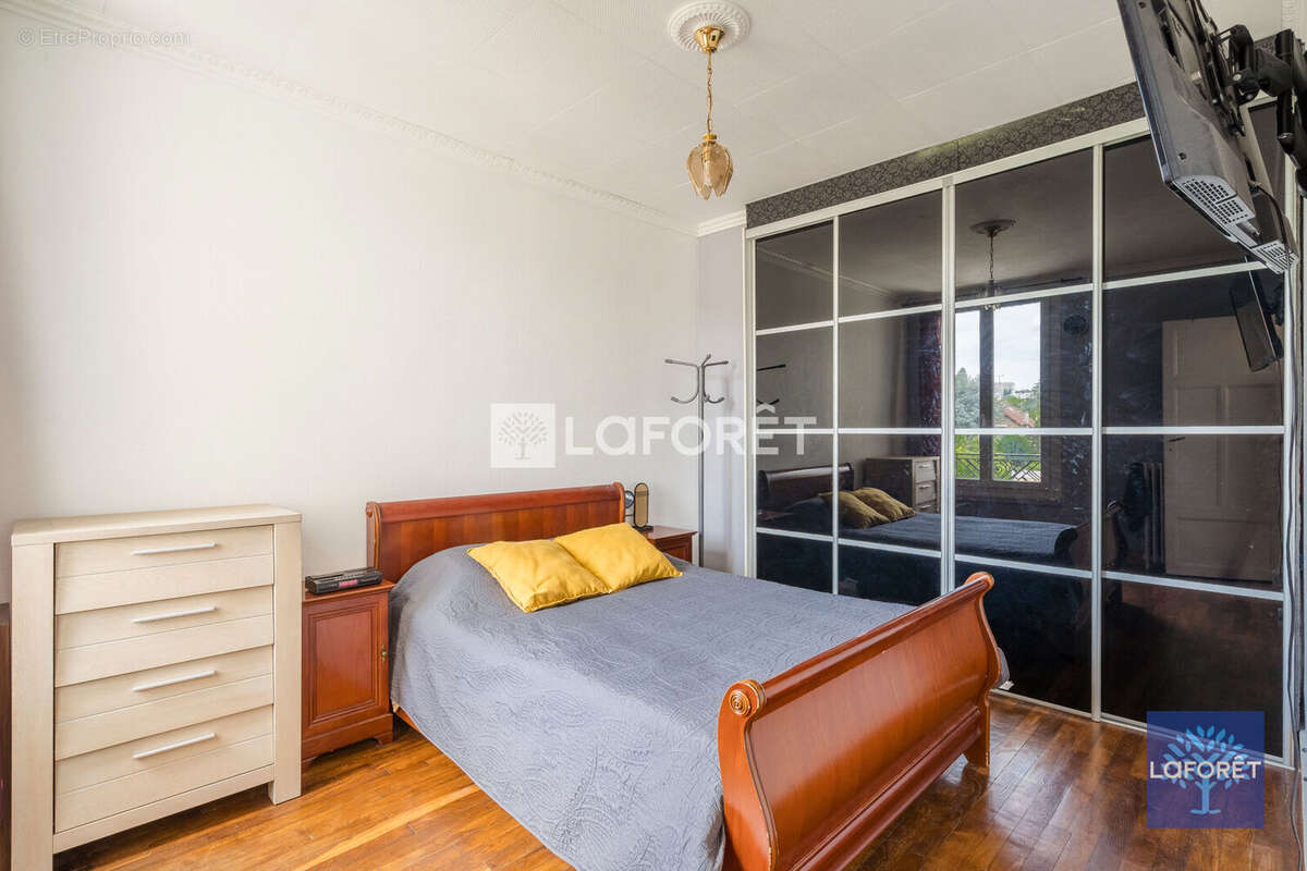 Secteur Eglise. Maison  90 m² . Pas de travaux !!! - photo 5