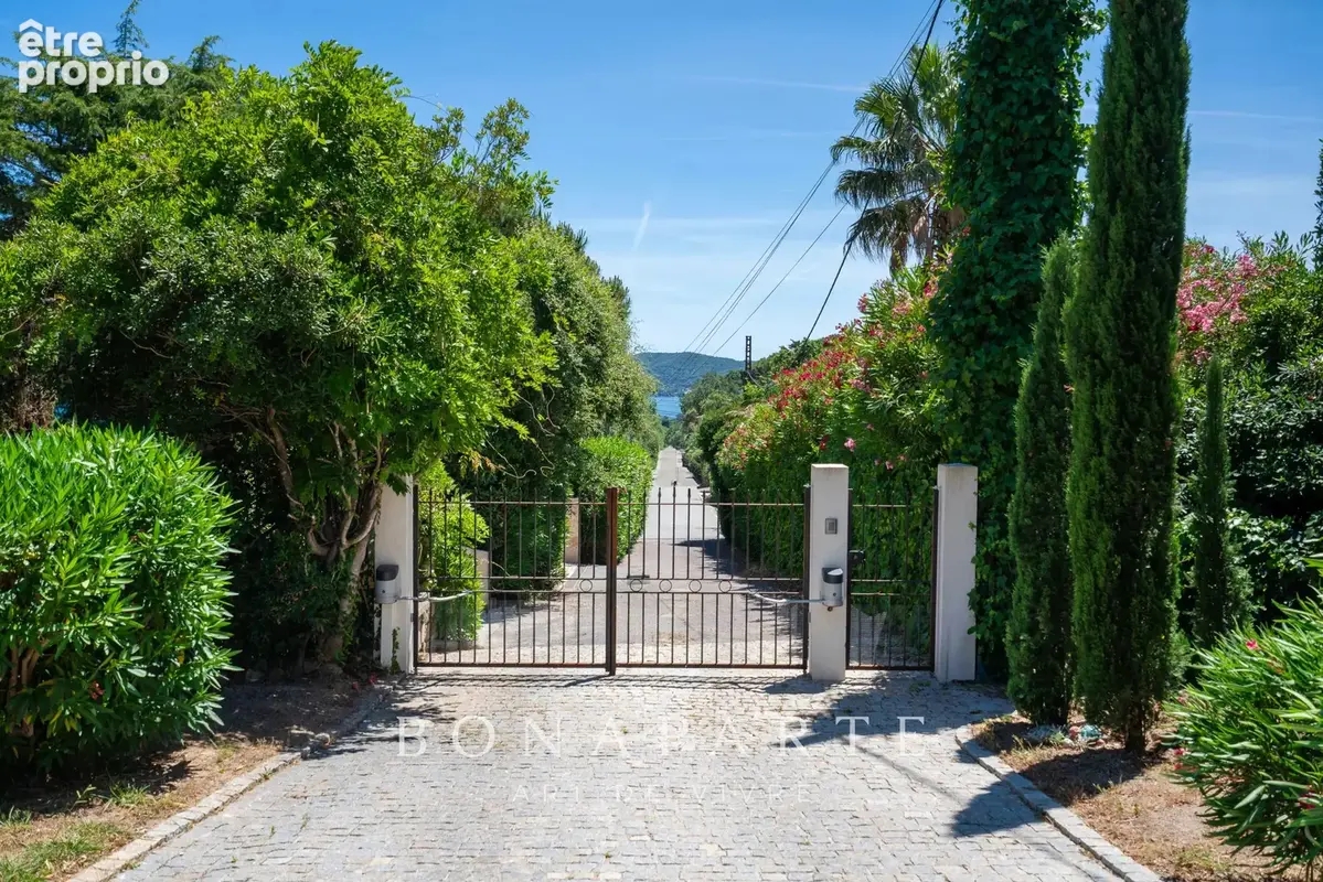 GRIMAUD - Propriété style Belle Epoque - Vue mer face à Saint-Tropez - photo 16