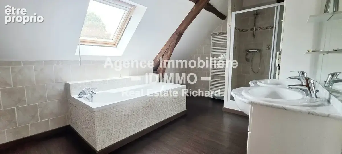 EXCLUSIVITÉ IDIMMO : Maison contemporaine de 5 pièces - 137 m2 - Lorcy (45490) - photo 12