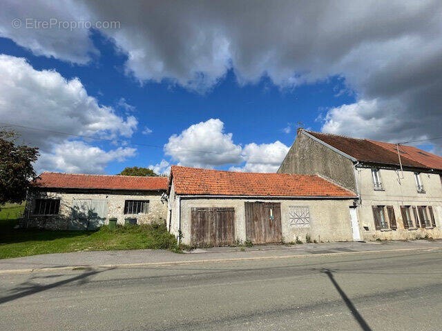 Photo 1 - Maison à MONTOLIVET