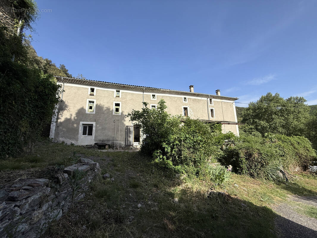 Maison à SUMENE