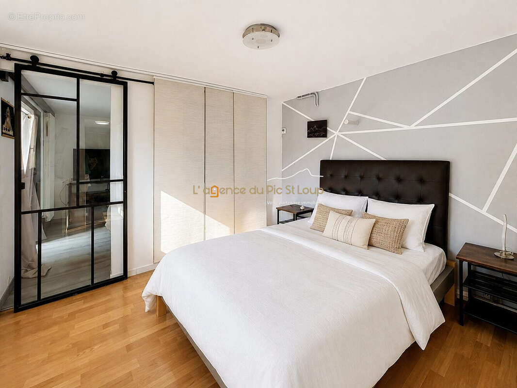 Maison 141 m² à Saint-Mathieu-De-Treviers  - photo 5
