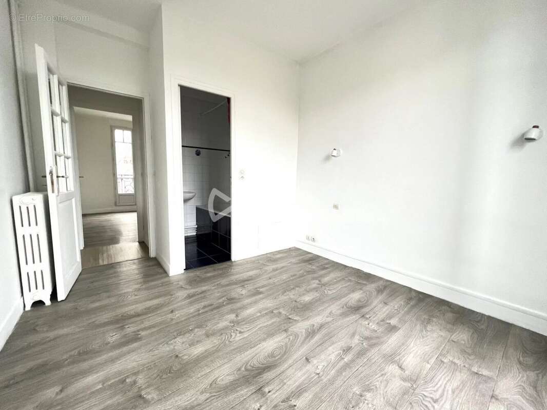 Appartement à COLOMBES