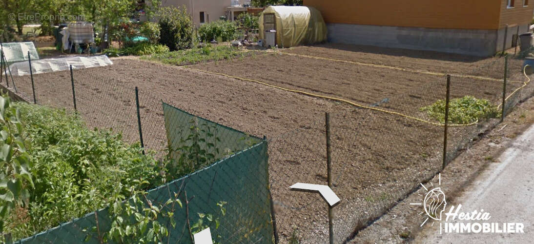 Terrain à CHALONS-EN-CHAMPAGNE