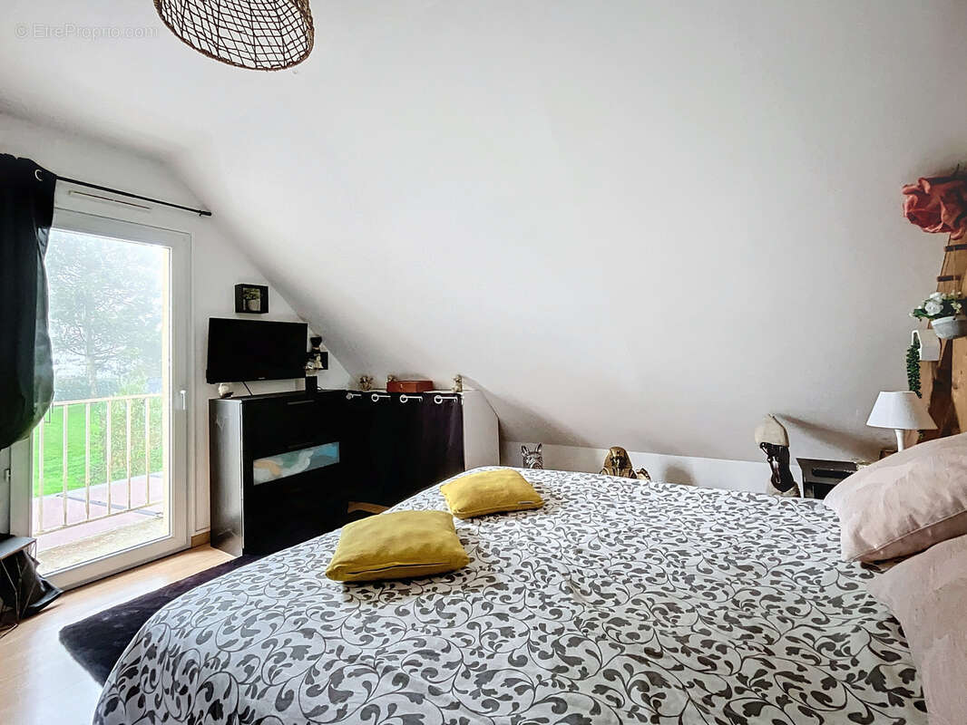 Maison à VILLERS-BOCAGE