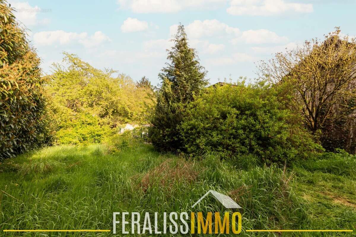 Terrain à COURDIMANCHE