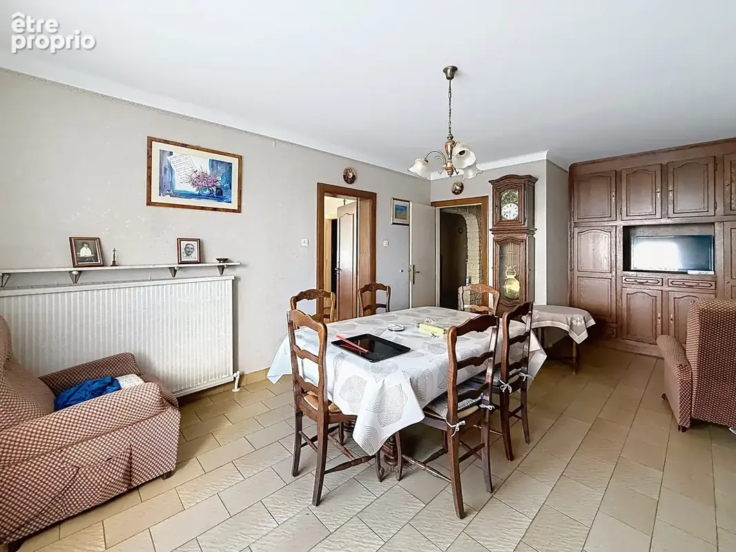 ESCHERANGE - Maison individuelle sur sous-sol complet - 366.000,00 euros - photo 5