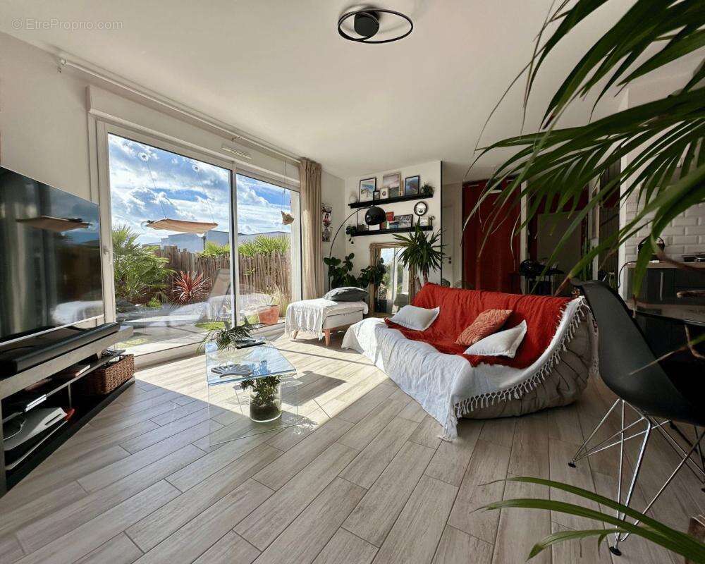 Maison à LES MATHES