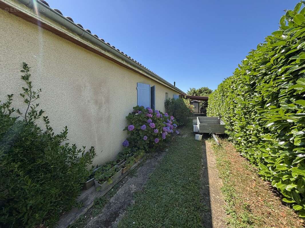 Maison 114 m² à Romans-Sur-Isere  - photo 6