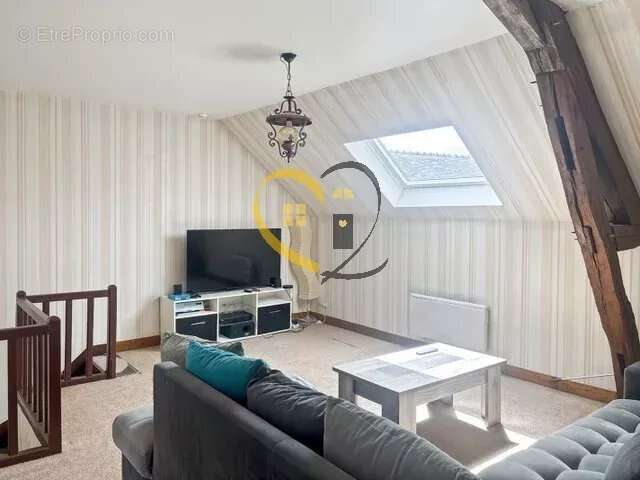Maison 124 m² à Mehun-Sur-Yevre  - photo 2