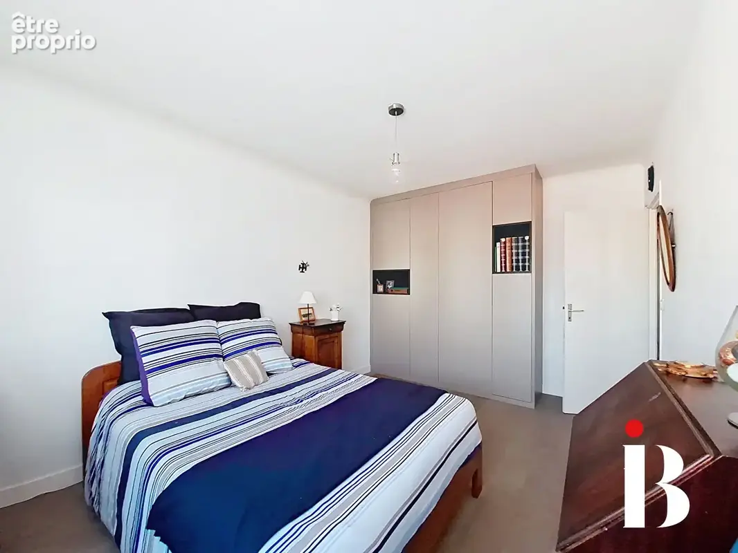 T3 rénové, lumineux avec grand balcon, parking et 2 caves - photo 6