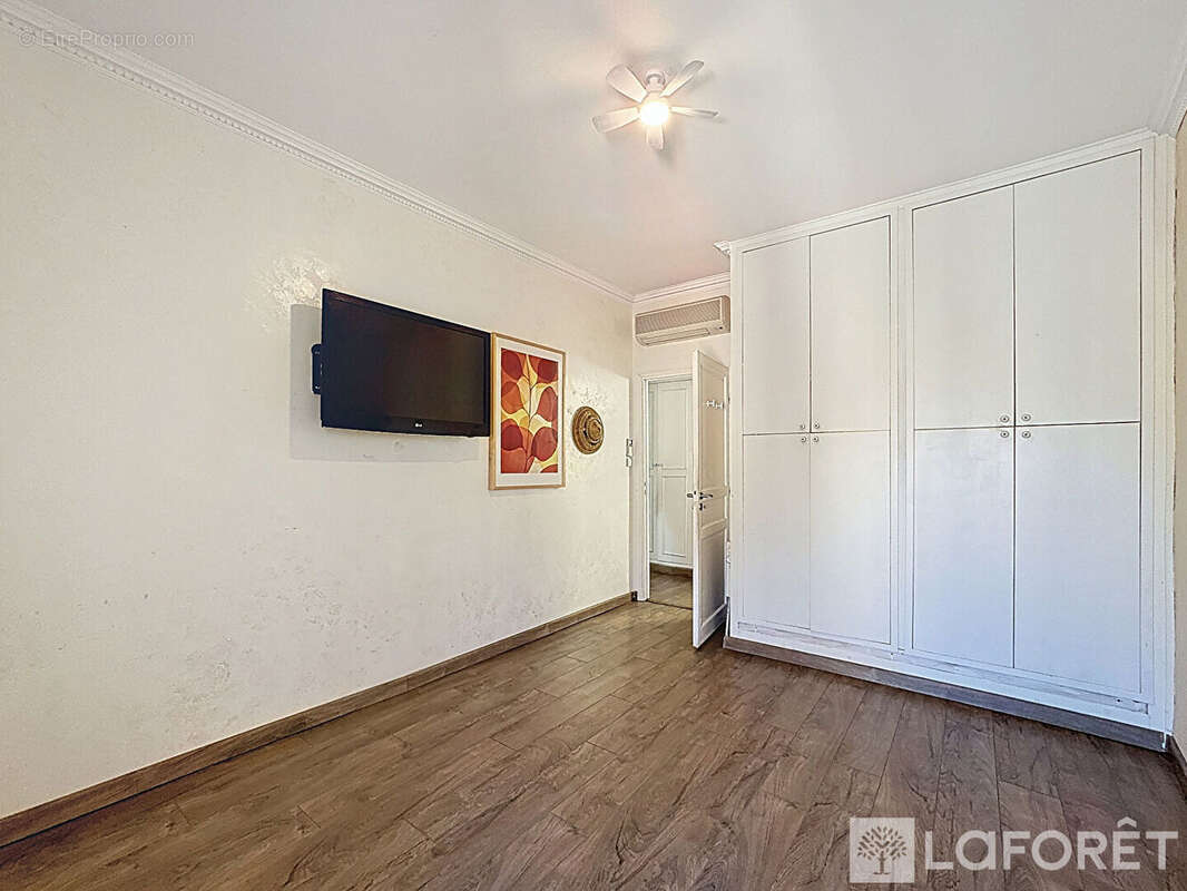 Appartement à ROQUEBRUNE-CAP-MARTIN