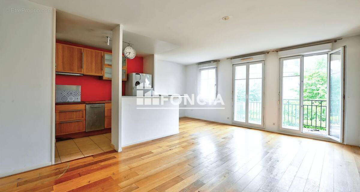 Appartement à VAUREAL
