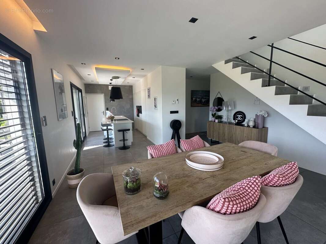 Maison à AIX-LES-BAINS