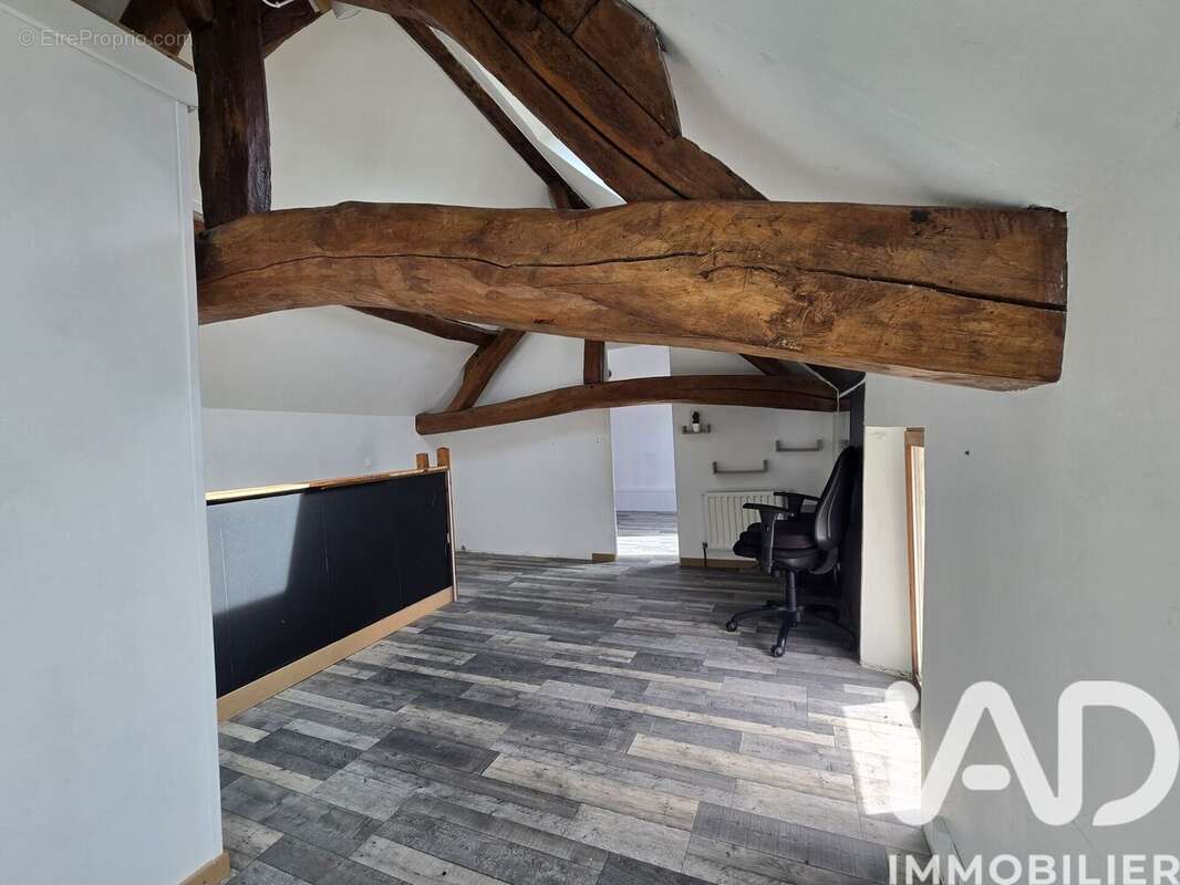 Maison 219 m² à Cherisy  - photo 6