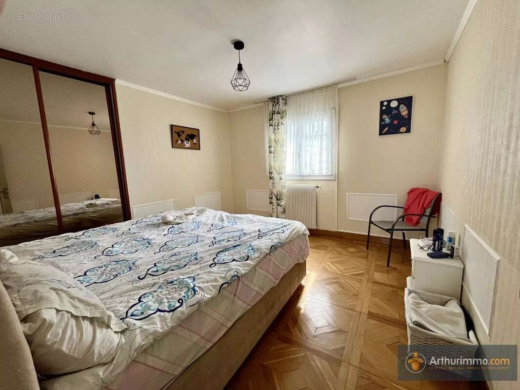 Maison à LES PAVILLONS-SOUS-BOIS