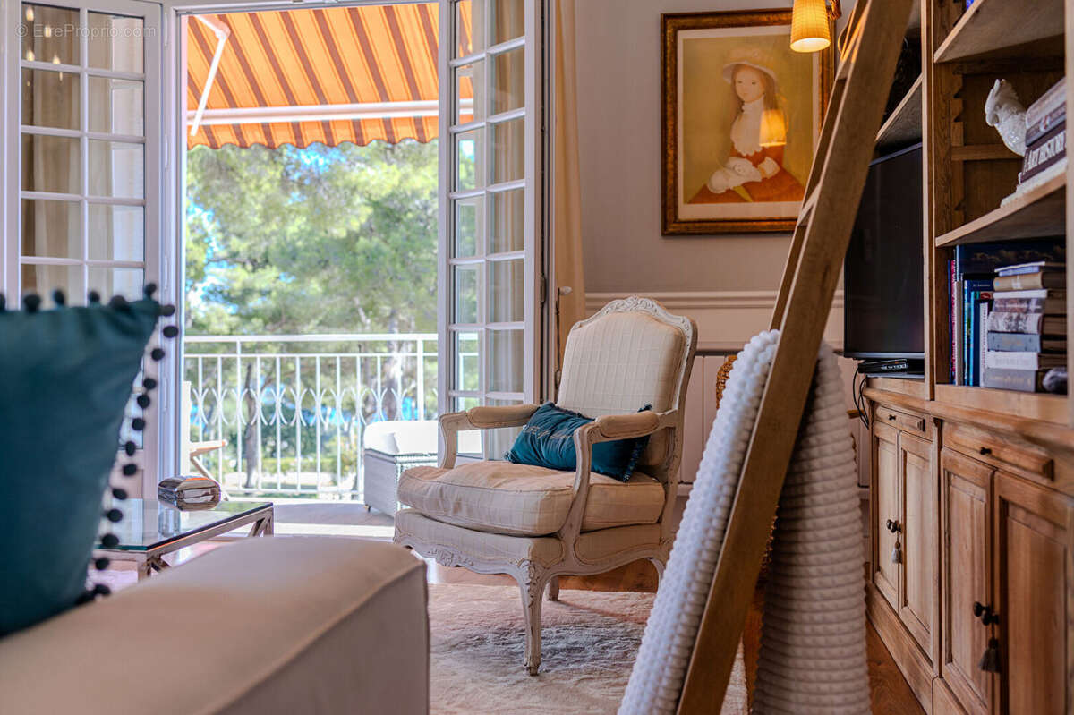 Appartement à HYERES