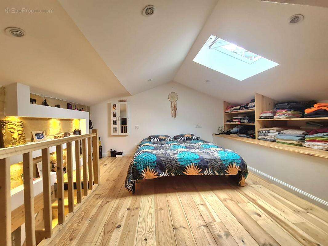 Maison à VILLENAVE-D&#039;ORNON