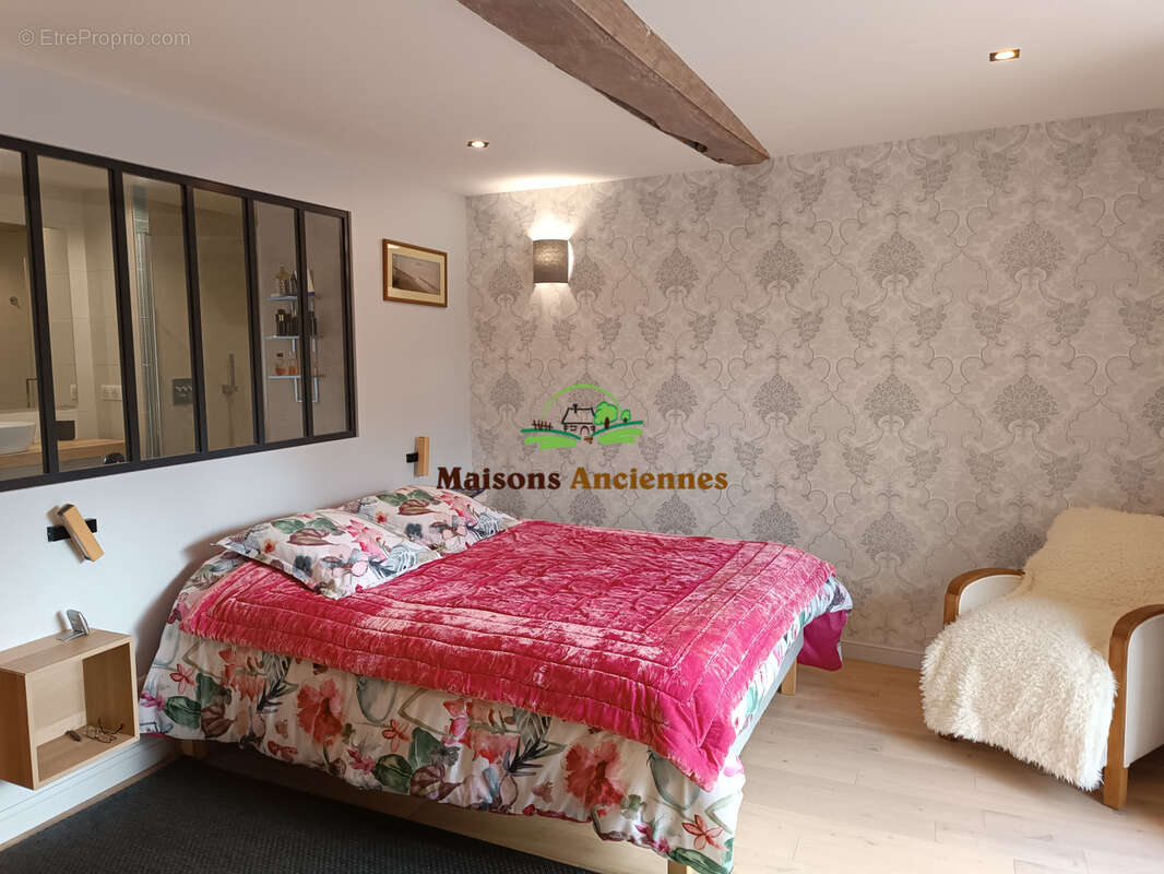 Entre caen et bayeux - maison ancienne 5 pp 192 m2, gîte40 m2, dependance et jardin - photo 8